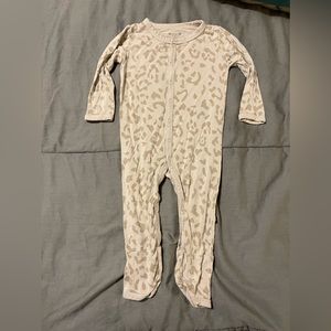 Kyte Oat Leopard Snap Romper